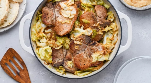 braised cabbage and pork chops