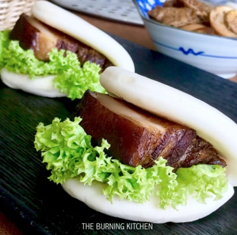 braised pork bun