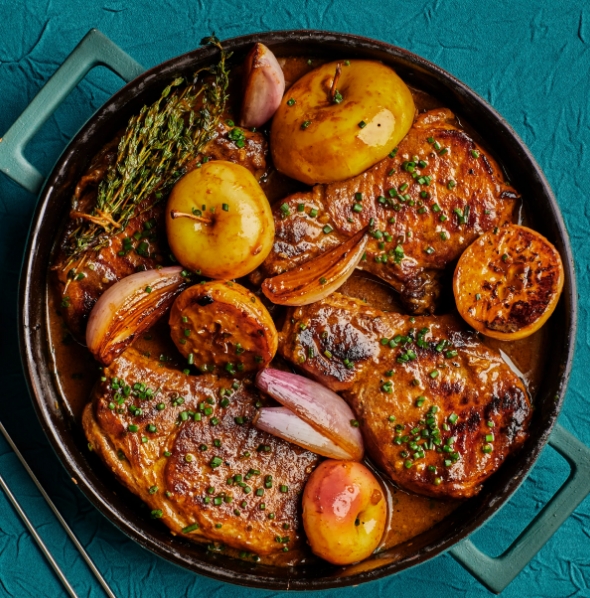 braised pork chops with apple juice