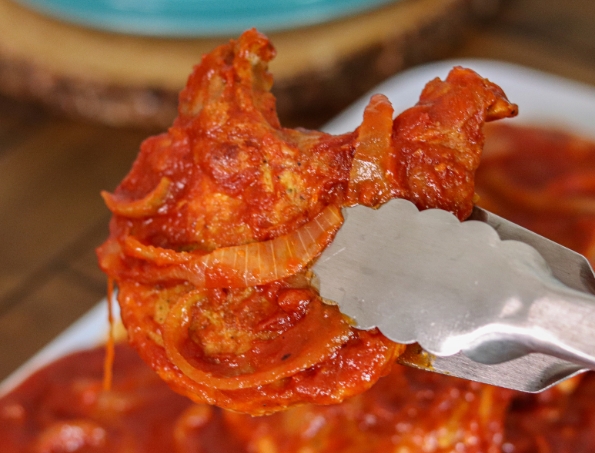 braised pork chops in tomato sauce