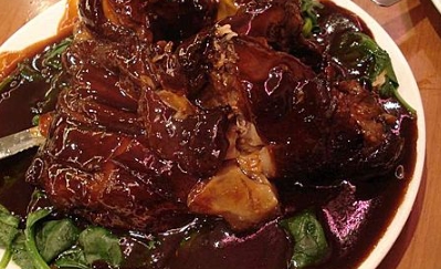 red wine braised pork shoulder