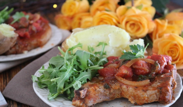 pork chops with balsamic braised cabbage and apples