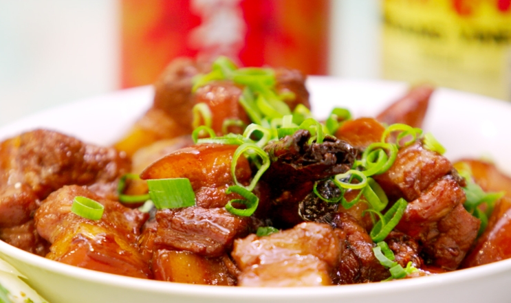 shanghainese braised pork belly