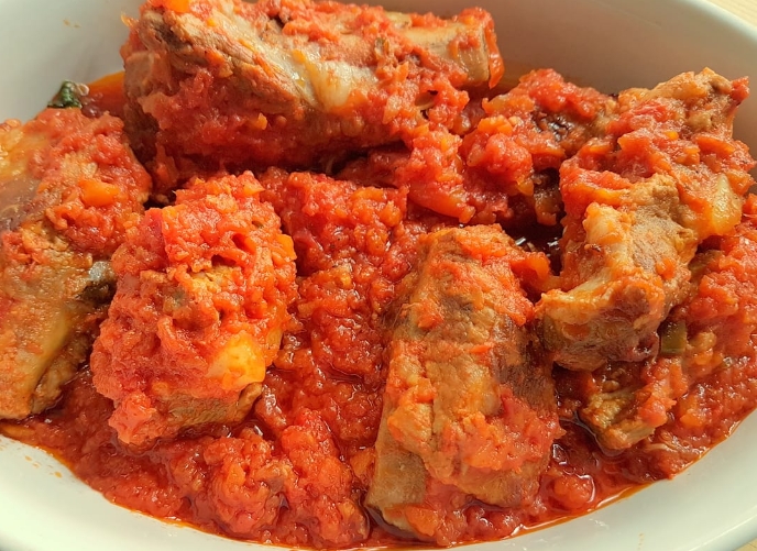 tomato braised pork ribs